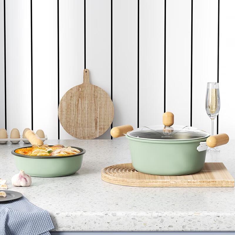 Burnell Titanium Non-stick 2-Piece Cookware Set