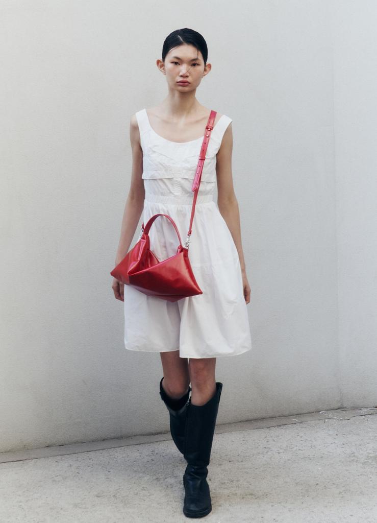 Yahnsisi Small Leather Boat Bag - Red