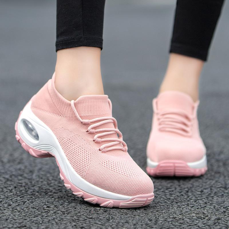 Fashion Women's Shoes New Sports Shoes Women's Flying Socks Shoes Rocking Shoes Casual Running Shoes Comfortable Breathable Versatile