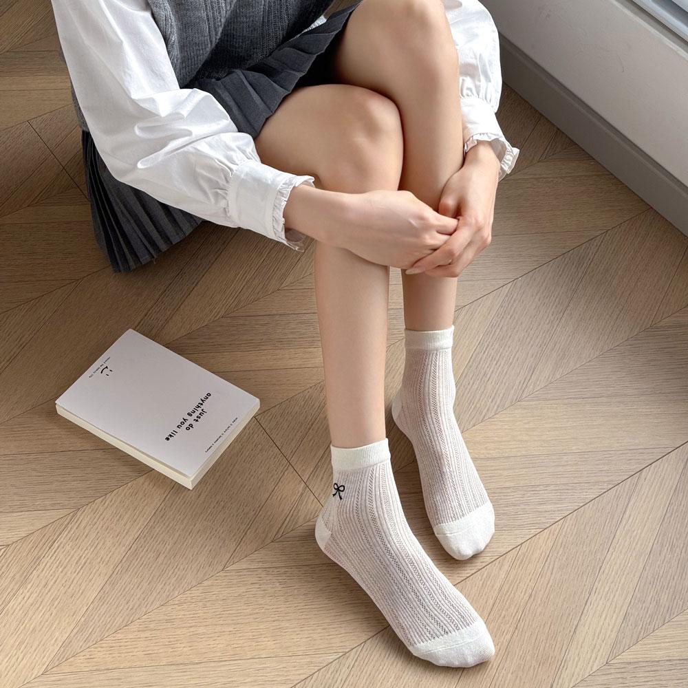 4 Pairs Women Bow Socks Cute White Socks For Girls Y2k Cotton Socks Funny lolita Socks Kawaii Harajuku Korean Style