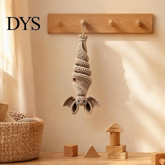 Crochet Bat Kit Wind Spinner DIY Kit, Halloween Knitted Spiral Hanging Decoration Gothic Style Decor with Yarn And Hook, Spooky Handmade Complete