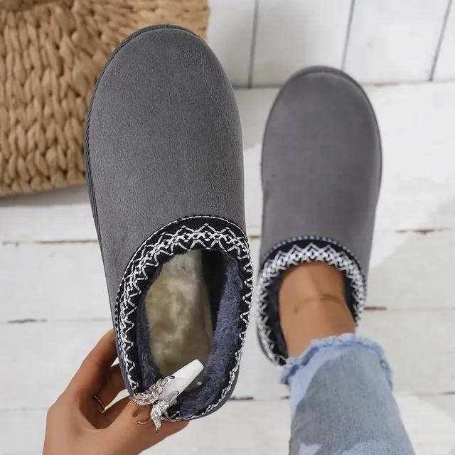 

Fashion Snow Boots 2024 Women Winter Cashmere Warm Thick Soles Without Heel-covered Hair Half Slipper Cotton Shoes Cashmere Warm Boots 44
