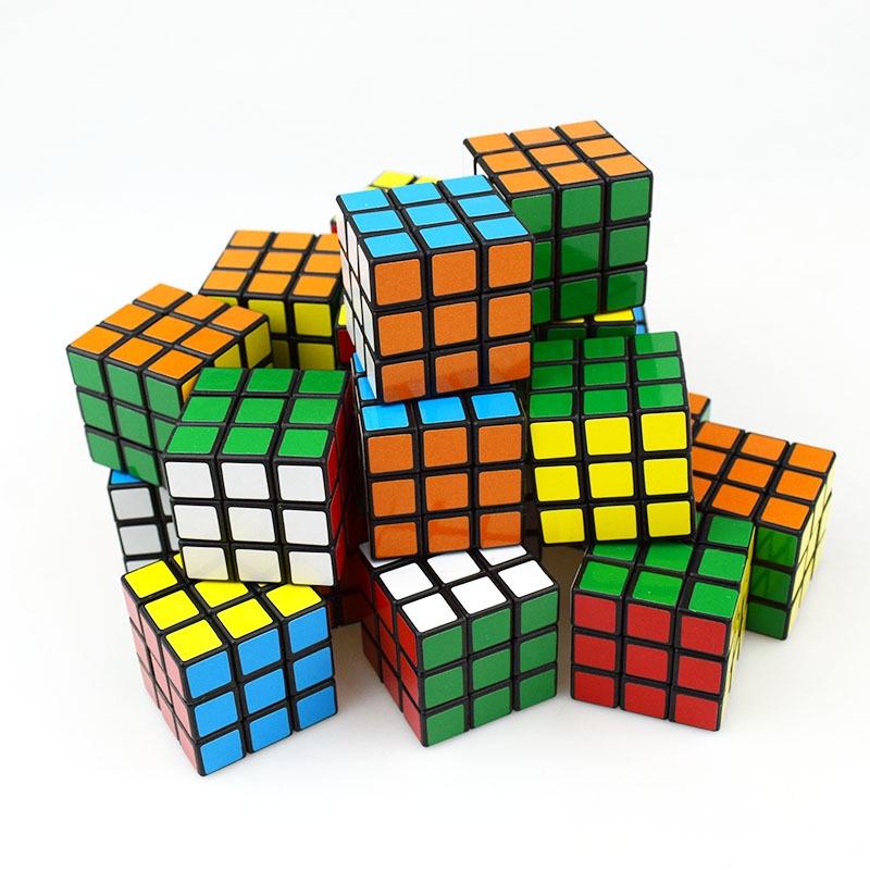 3cm Children's Intelligence Cube Toy Smooth And Easy-to-learn Rubik's Cube Cross-border Stress Relief