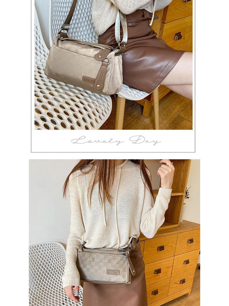 Wodoodporna damska torba typu cylindryczna z nylonu na ramię z 2023 r.