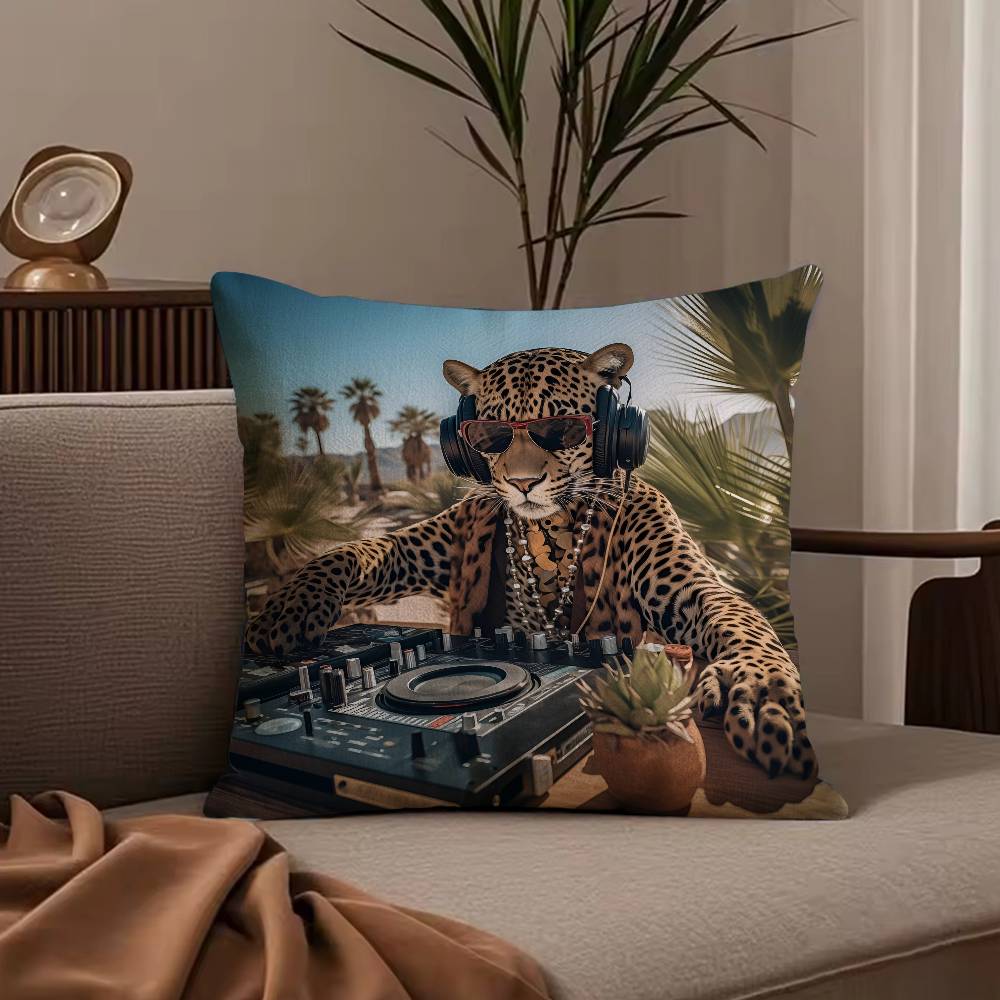 European Fashion Leopard Pillow Case Anti-dustmite Pillowcase Invisible zipper silky short plush Sofa cushion cover