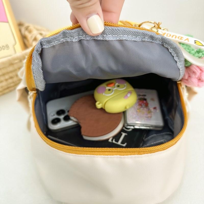 School bag High value school bag 3-6 Simple and light commuting Fashion versatile Large capacity