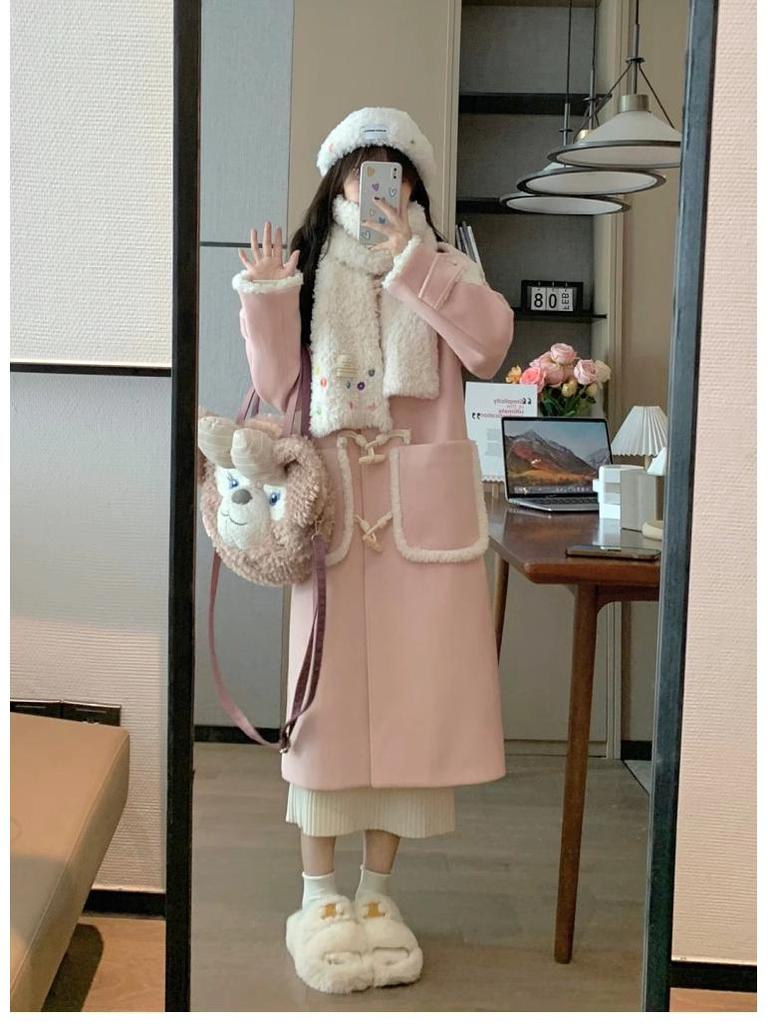 Women's Korean Pink Lambswool Tweed Coat: Winter 2025, Horn Button, Loose Fit