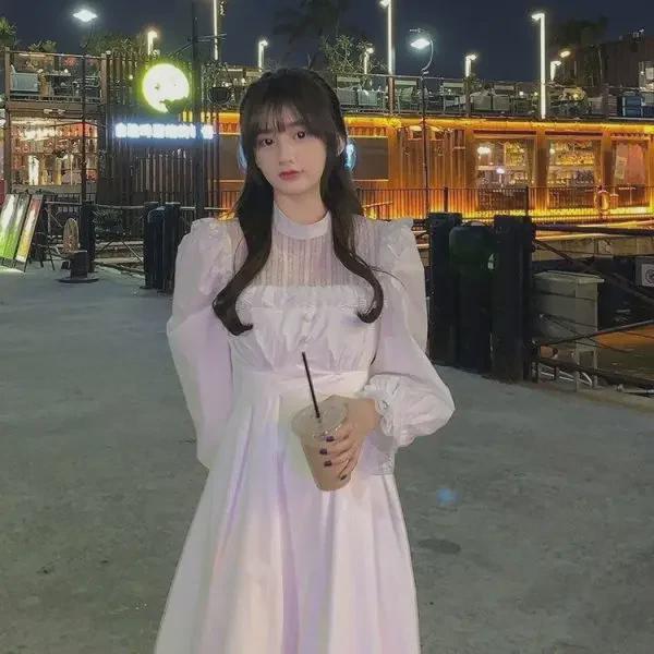 Women's 2025 Winter Korean Lantern Sleeve Lace Splicing Long Dress