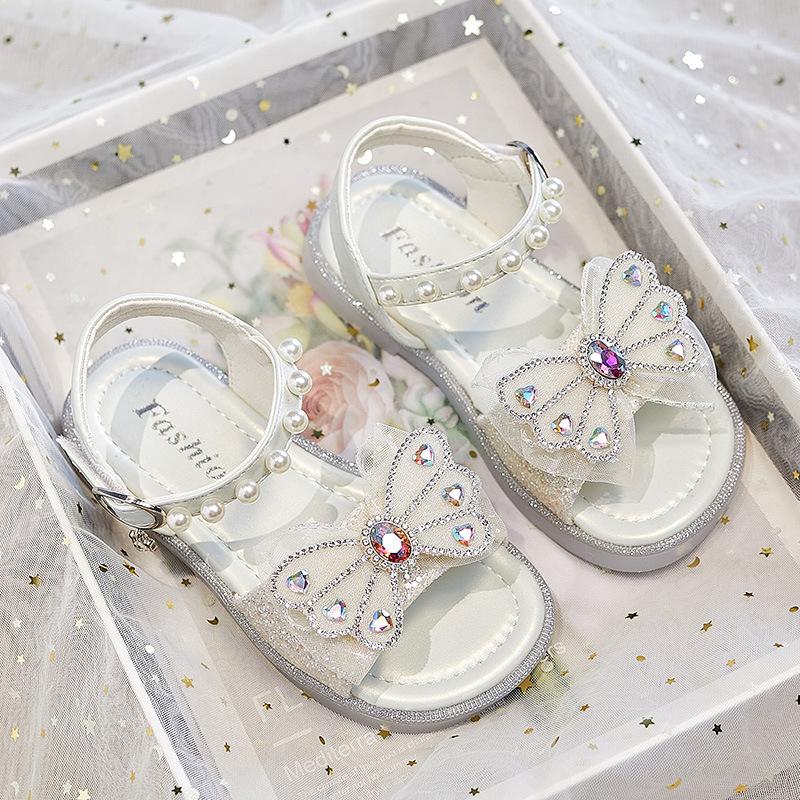 2024 New Soft Butterfly Rhinestones Sweet Princess Shoes for Party Wedding Shows Summer Children Girls Sandals Britain Style PU