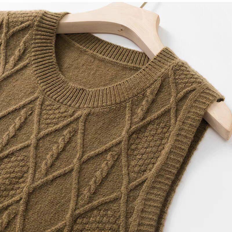 Women's Autumn Sleeveless Knit Vest – Versatile Layering Cardigan, Loose Fit, Yellow Brown (2025 New)