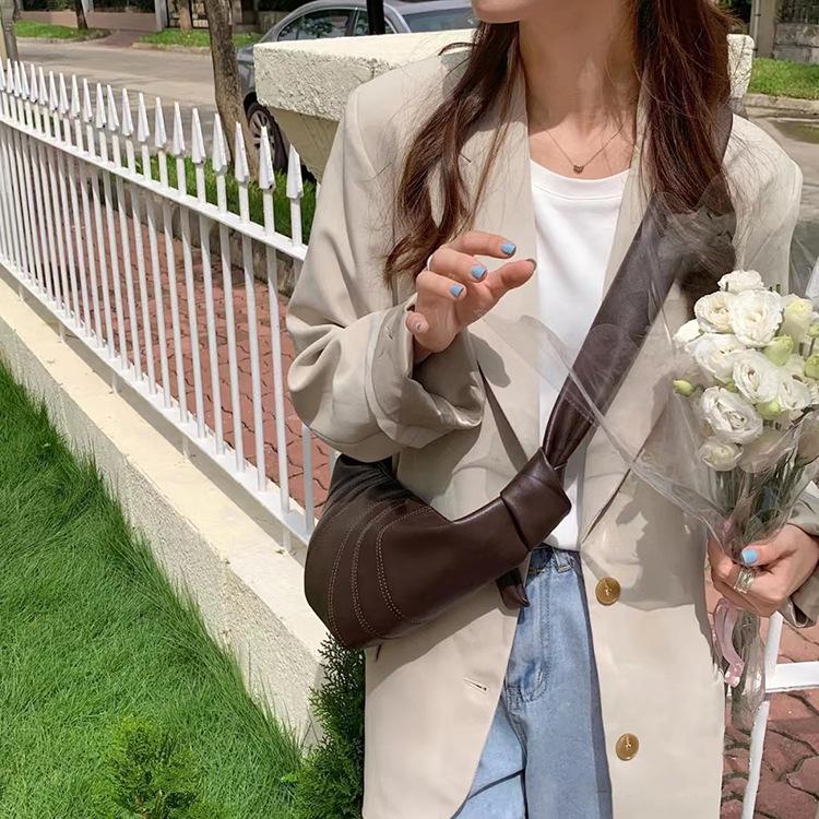 Trendige Retro-Tasche aus Rindsleder im Croissant-Stil + modische Baguette-Umhängetasche aus echtem Leder für Damen