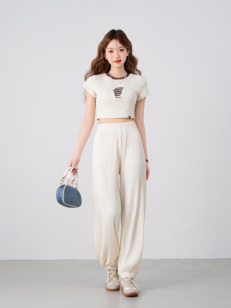 Women's Summer Ice Silk Pleated Wide-Leg Joggers: Slimming, Versatile & Loose-Fit Nine-Point Pants