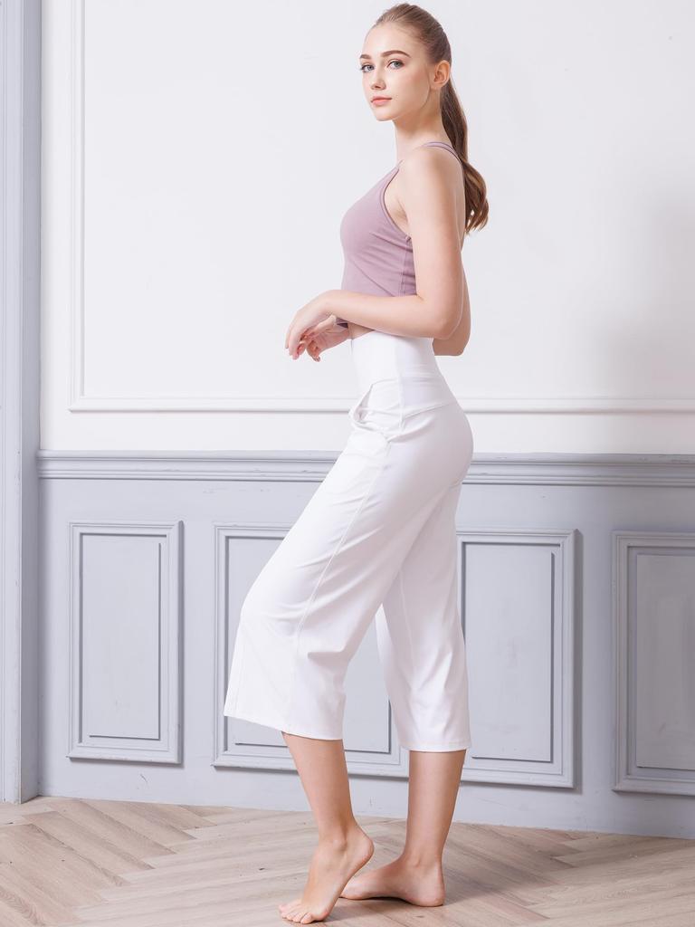 Loopa Wide Crop Gaucho Size M Pants, Yoga/Running Pants, Cropped, 3/4 Length, Flattering, White,