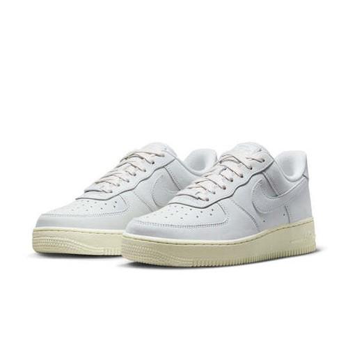 

Nike Womens Air Force 1 Premium Summit White DR9503-100 EU 38 белый