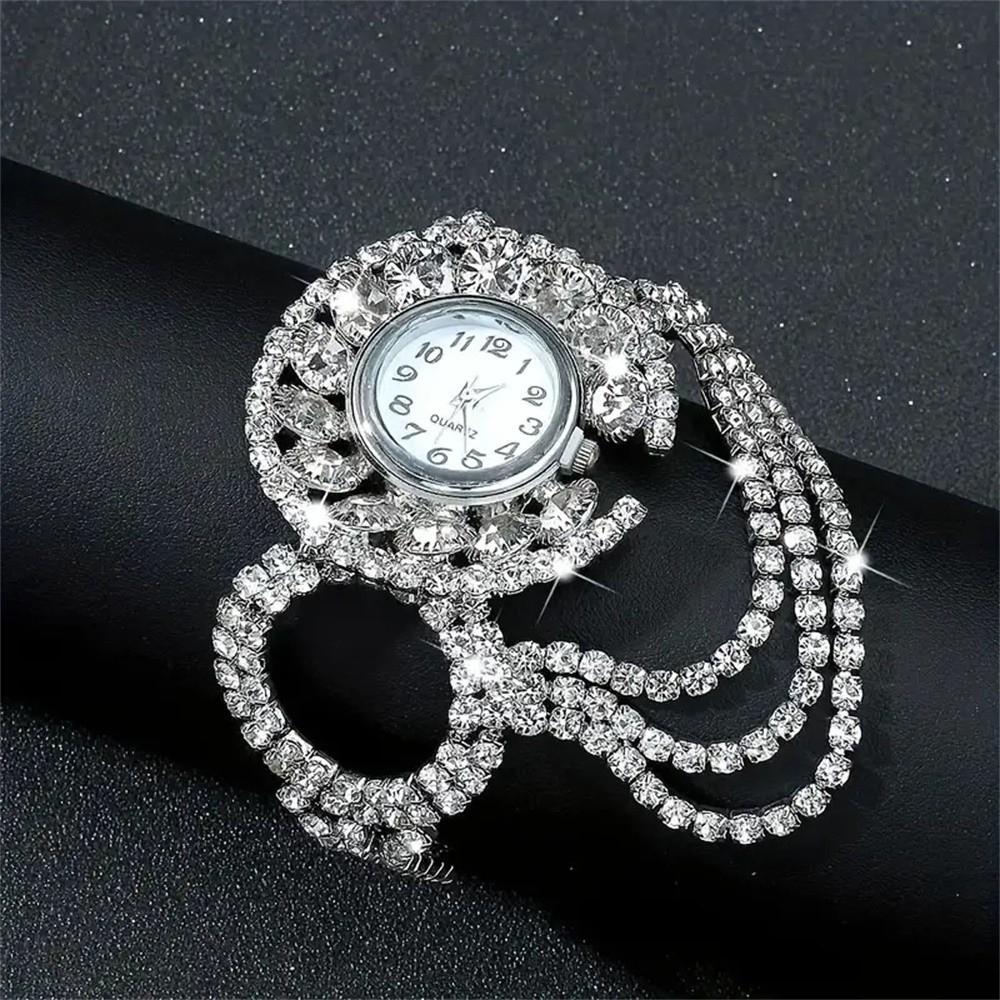 Zinc Alloy Strap Bracelet Watch Gold Ladies Wristwatches New Women Quartz Watch Gifts