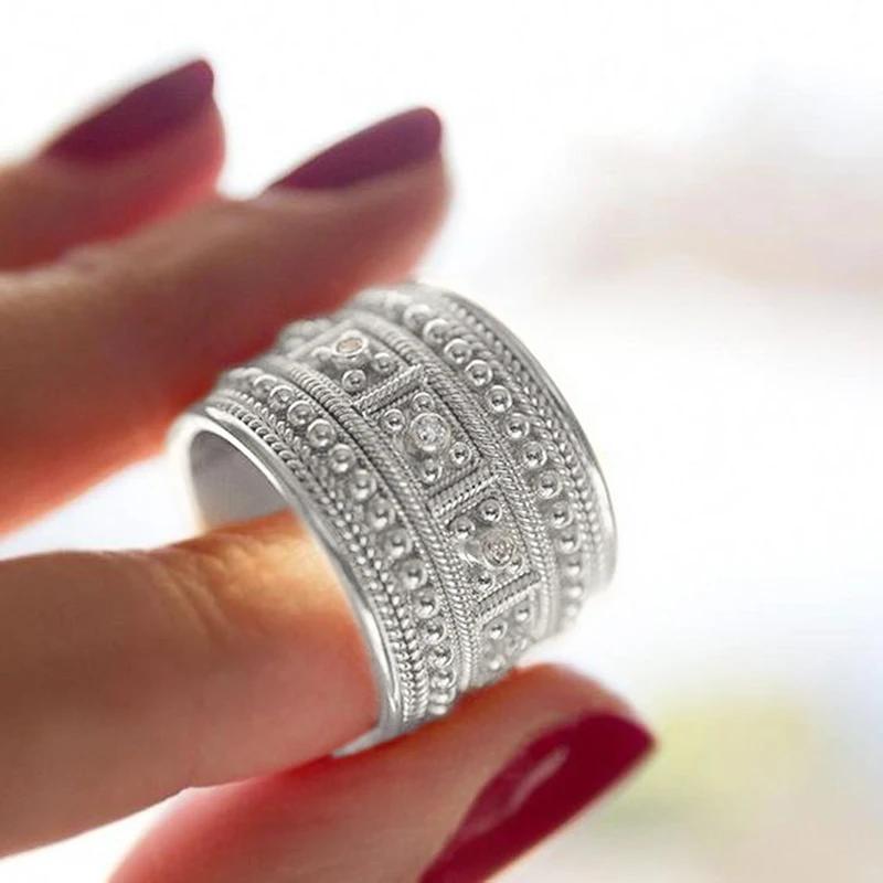 Luxury Brilliant Rings for Women Gold Color Opulent Accessories with Shiny Cubic Zirconia Chic Wedding Bridal Jewelry Hot