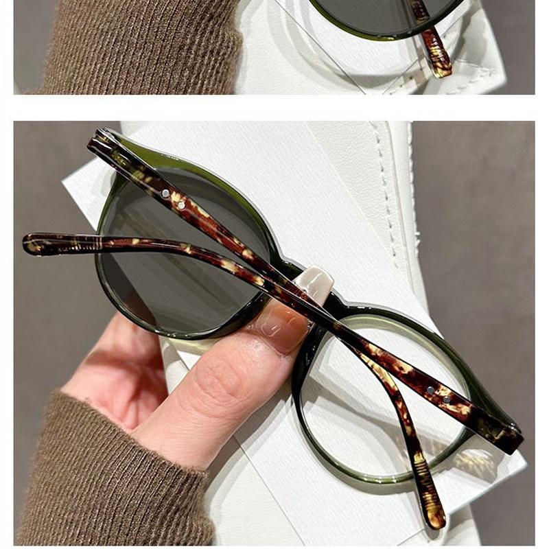 New Round Frame Photochromic Myopia Glasses Retro HD Unisex Color Changing Near Sight Eyeglasses Minus Diopter Glasses To-4.0