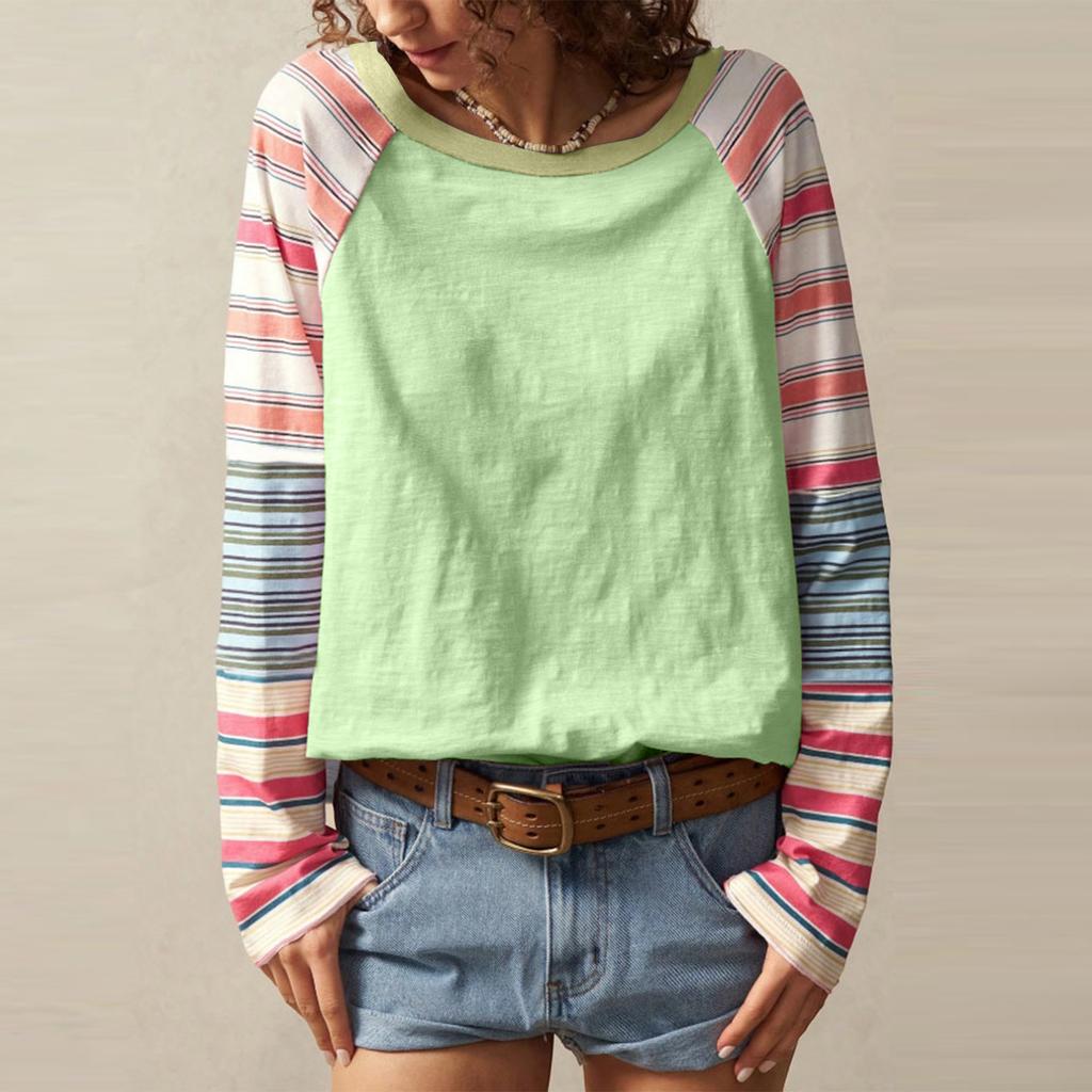 Modisches und elegantes Damen-Top mit Rundhalsausschnitt und langen Ärmeln, gestreift in verschiedenen Farben.