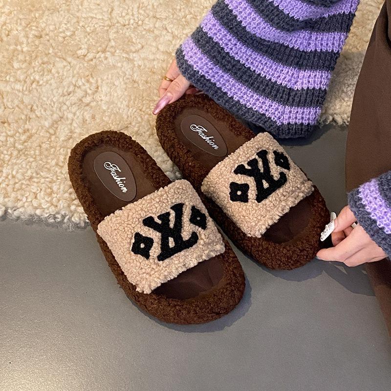 New slippers for women to wear outside autumn and winter new versatile retro comfortable fluff mop