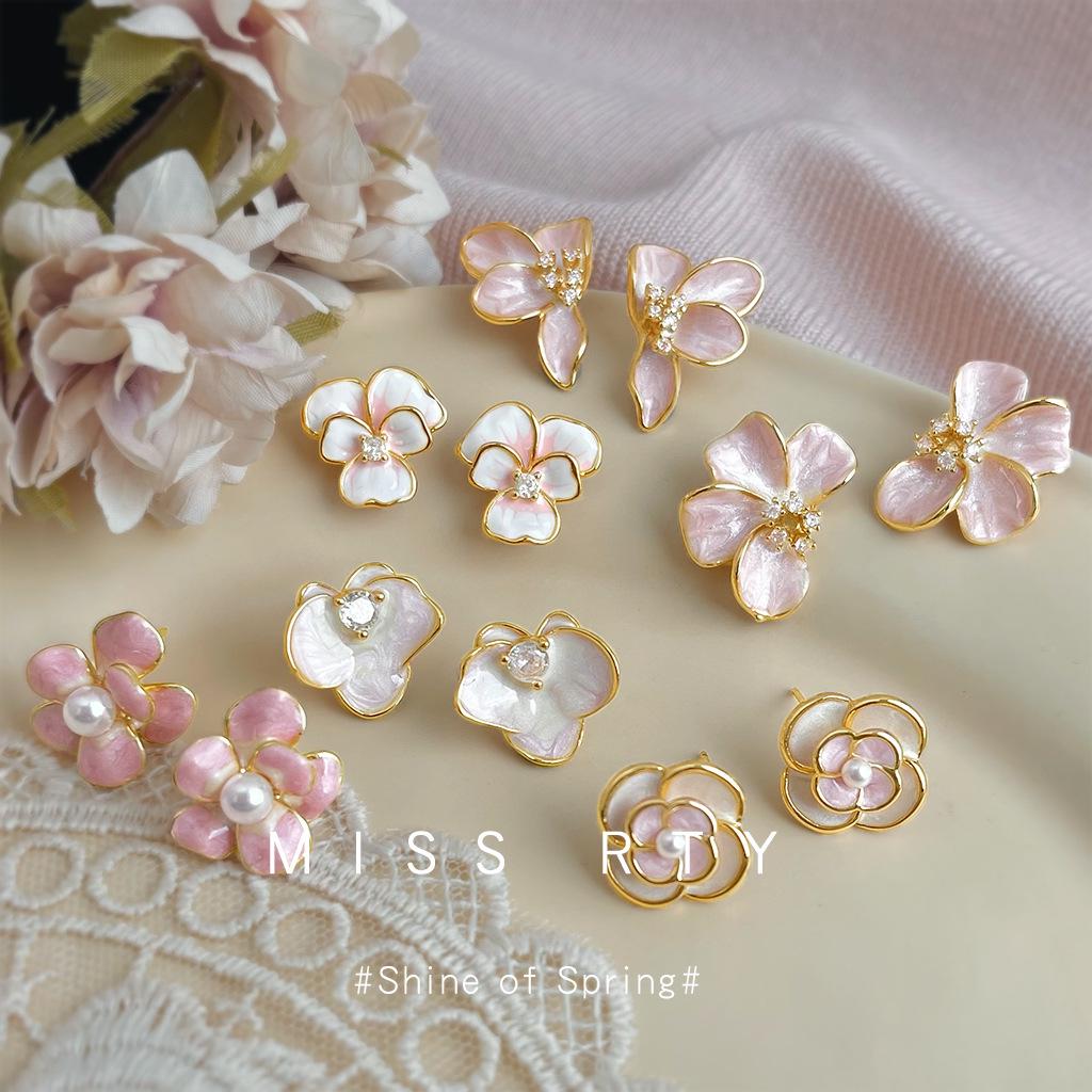 Elegant Pink Enamel Flower Earrings: Luxurious Gradient Drip Glaze Studs with Zirconia Detailing