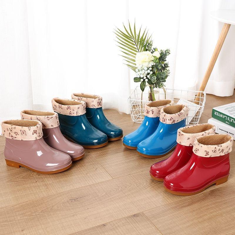 Women's Fashion Anti Slip Waterproof Short Tube With Cotton Rain Boots Kitchen Work Rubber Shoes