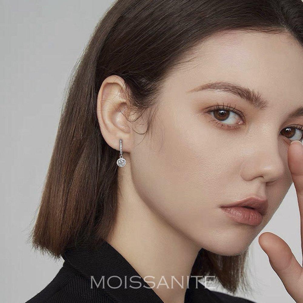 18Kgp 1-carat Excellent Grade D Color Moissanite Necklace, Earrings, and Ring At a Flat Price