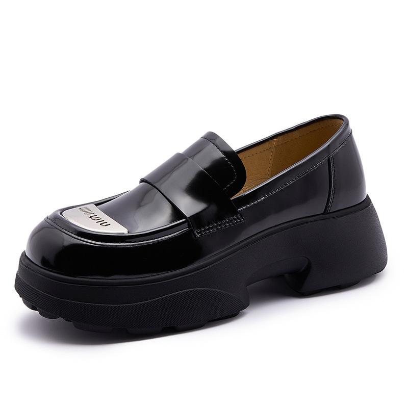 

Leather platform loafers women s 2025 new British style retro lightweight black small leather shoes women s heightening women s single shoes 35