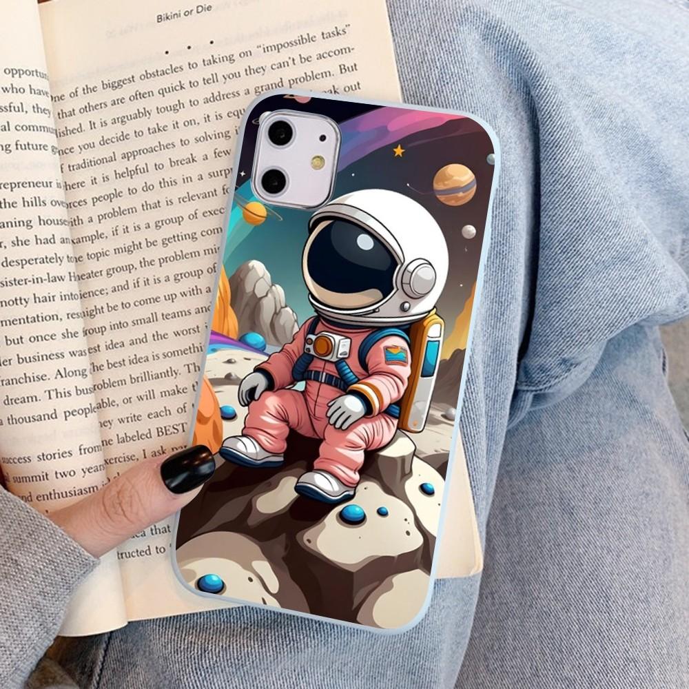 Space Astronaut Cartoon Phone Case For IPhone 14 11 12 13 Mini Pro Xs Max 8 7 6 6S Plus X XR Solid Candy Color Case