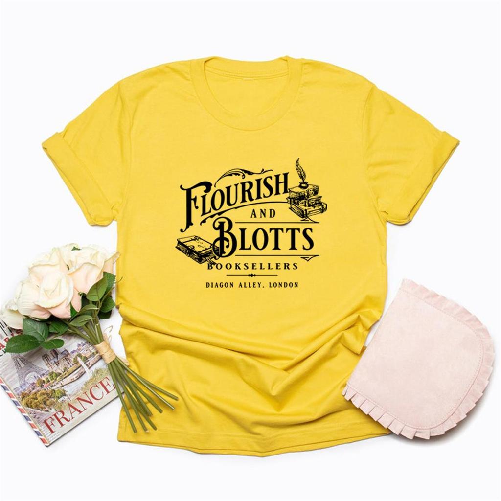 Flourish and Blotts Maglietta Negozio di Libri Magici Magia T-shirt Magiche Scuola di Magia T-shirt Mondo Magico T-shirt Grafiche