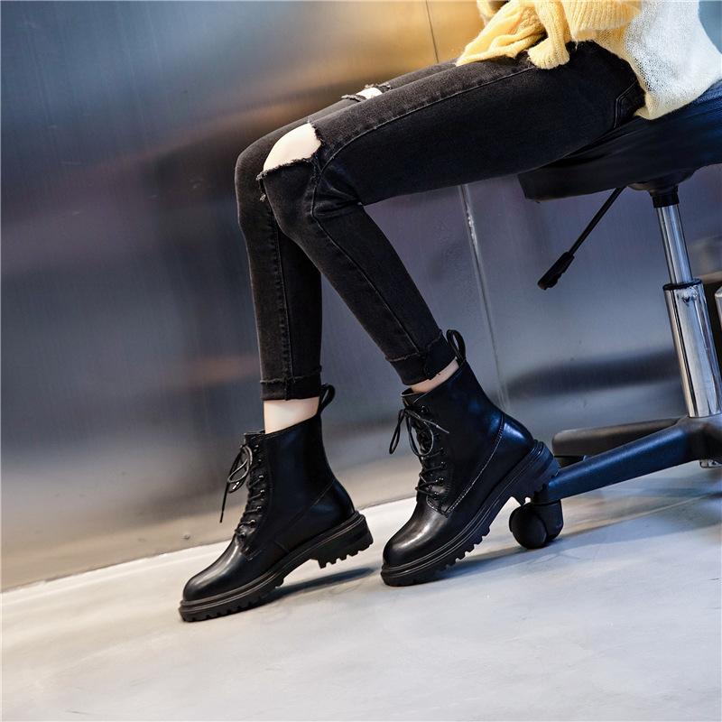 Stiefel Herbst und Winter 2025 Britischer Stil Martin-Stiefel Fleece dicker Absatz runde Spitze hoher Absatz Leder Damenschuhe Fleece dicker