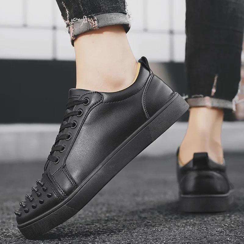 Men's White Microfiber Leather Rivet Low-Top Sneakers - Stylish Autumn Casual Shoes