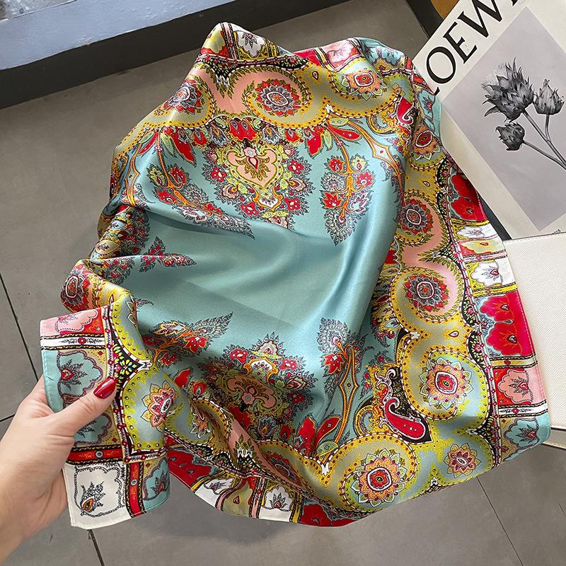 

New 100% Natural Silk Square Scarf Women Neck Hairband Foulard High Quality Bandana Scarves Female Neckerchief Shawl Wrap Real Silk 70x70cm
