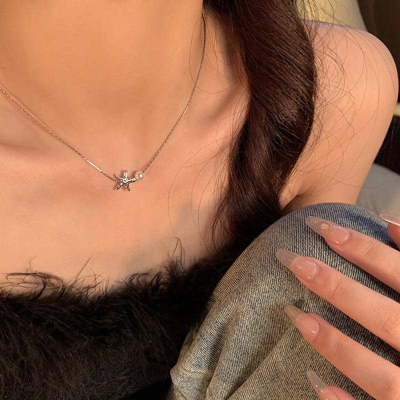Simple Starfish Pearl Necklace Women's Unique Design Clavicle Chain