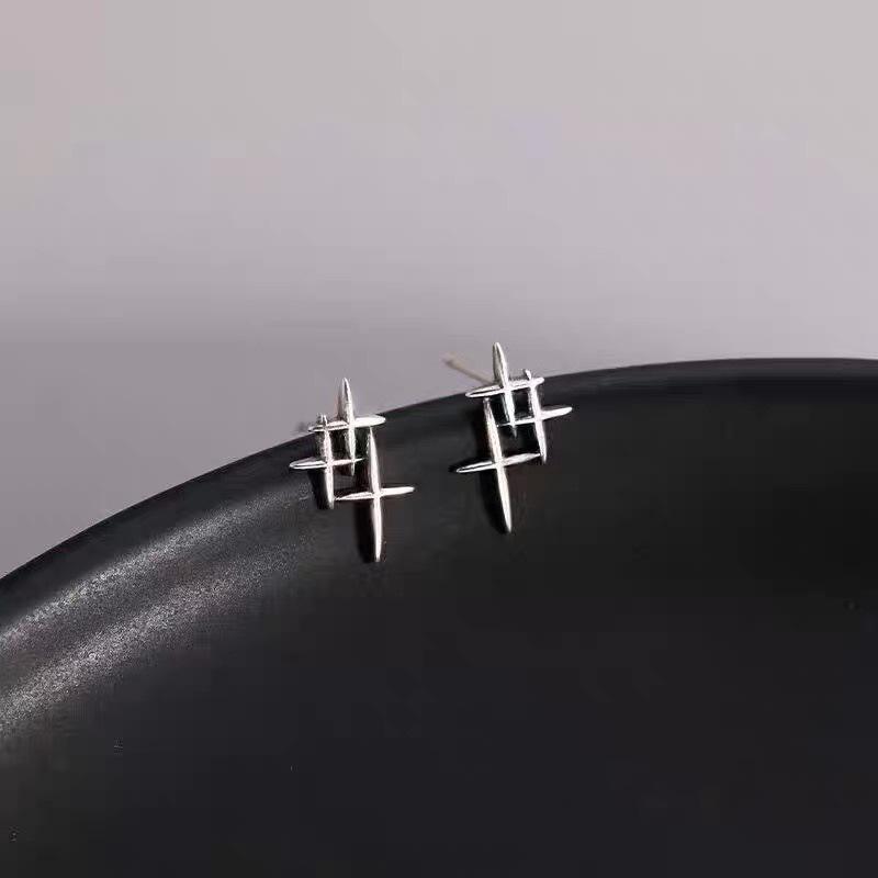 Fangxing Cross Earnail Women s Earrings with A Niche Design Sense, Simple and Fashionable Hong Kong Style New Trendy Earrings