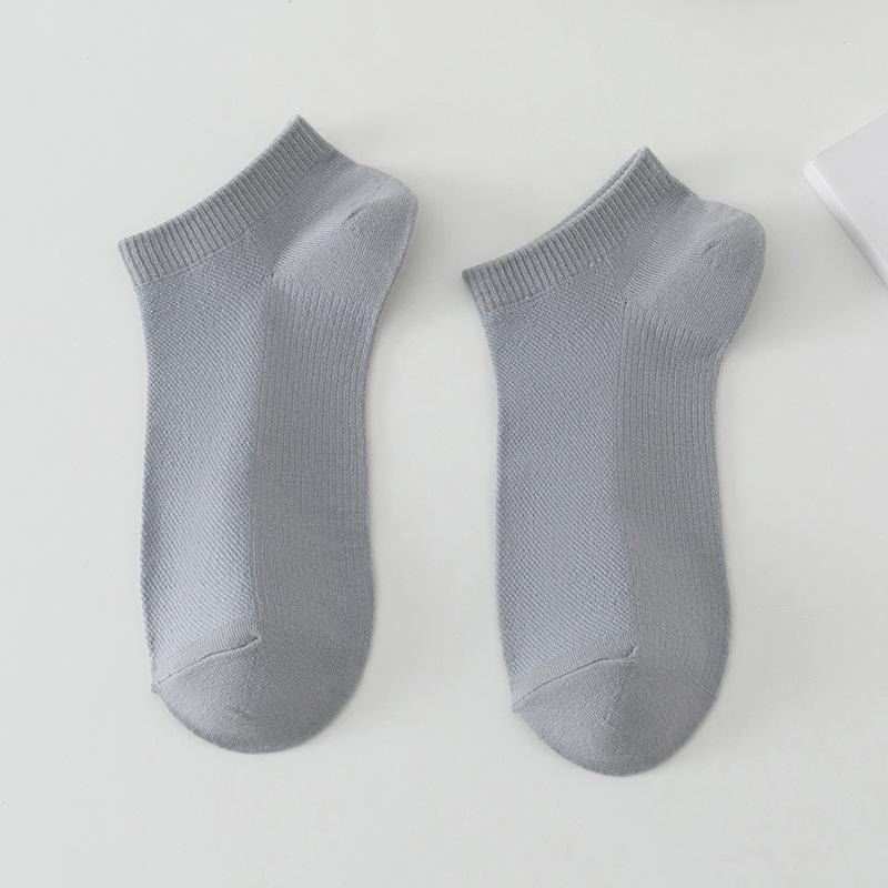 Men's Summer Style Thin Pure Color Breathable Sweat Absorption Simple Shallow Mouth Short Tube Socks