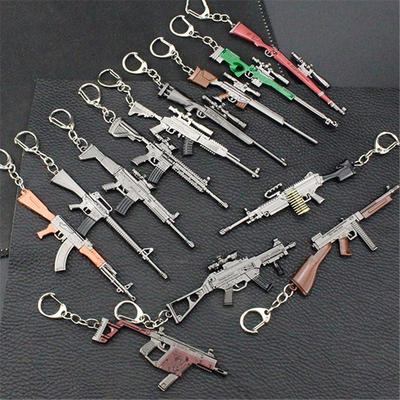 7,62 mm 30 g Verdicktes Metall Gewehr AKM Modell AK 47 Spielzeugpistole Schlüsselanhänger Gaming-Zubehör Waffenaufhänger Schlüsselanhänger Geschenk für Freund