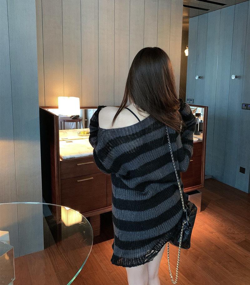 Punk Gothic Dlouhý Unisex svetr Dámské Pruhované Cool Hollow Out Hole Rozbitý svetřík Volný Rock Tenký Tmavý Streetwear Top