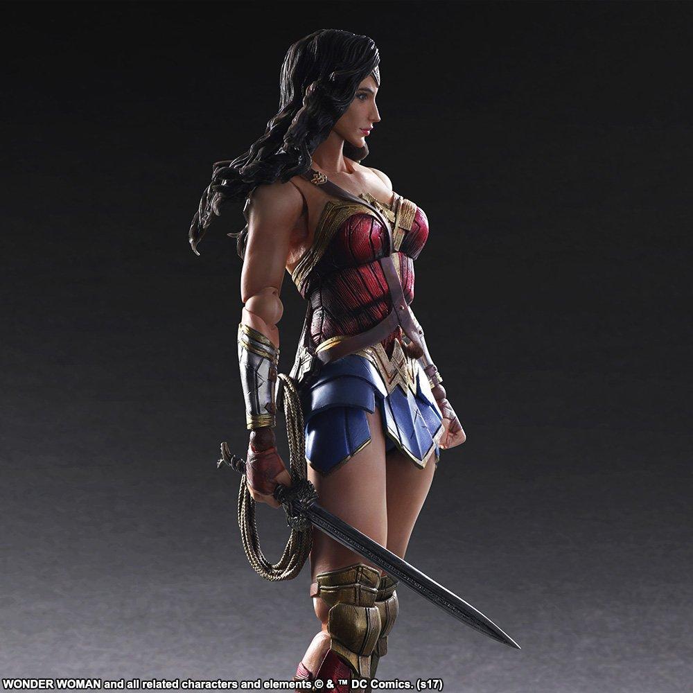 WONDER WOMAN PLAY ARTS Kai Wonder Woman PVC painted action figure