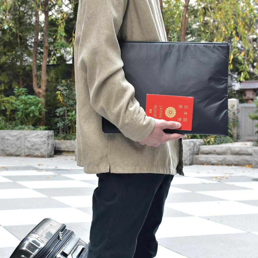 Tyvek PC Matte Mag-Ex Case, 14.0-inch, Black, Tyvek, Lightweight, Water-Resistant, MWT-PC-BK