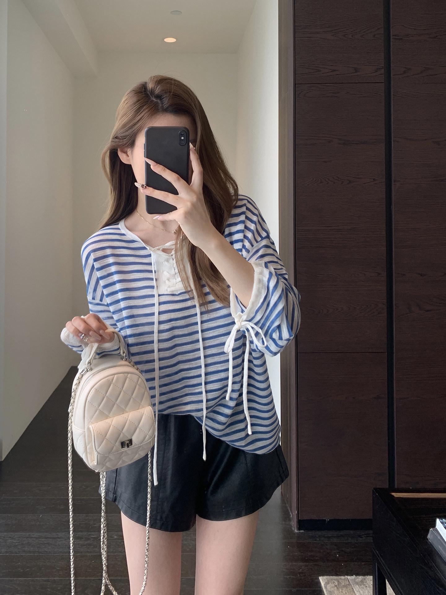 Chic Striped Loose-Fit Sun Protection Top for Women - Spring/Summer 2026 Large