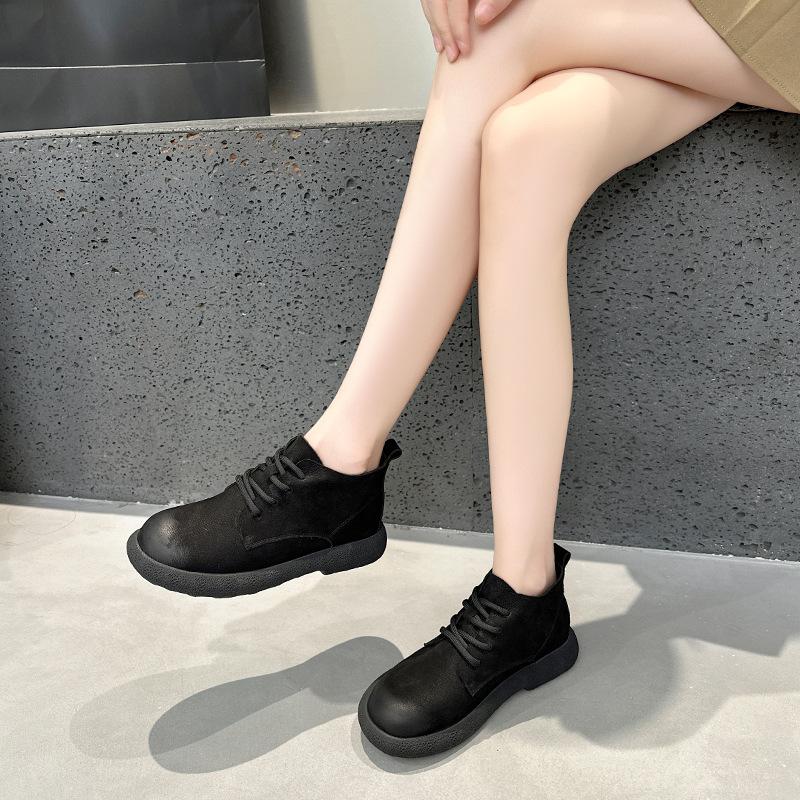 Leather retro short boots children autumn and winter 2025 new flat spring and autumn single boots casual small ankle boots Chelsea boots