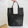 2024 New Women's Bag Korean Version Large Bag Black Pleated Texture Shoulder Bag Handbag Fashionable and Simple Commuter Tote