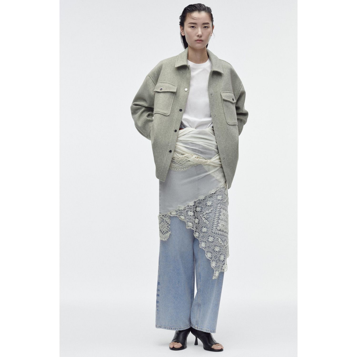 

PLUSH OVERSHIRT