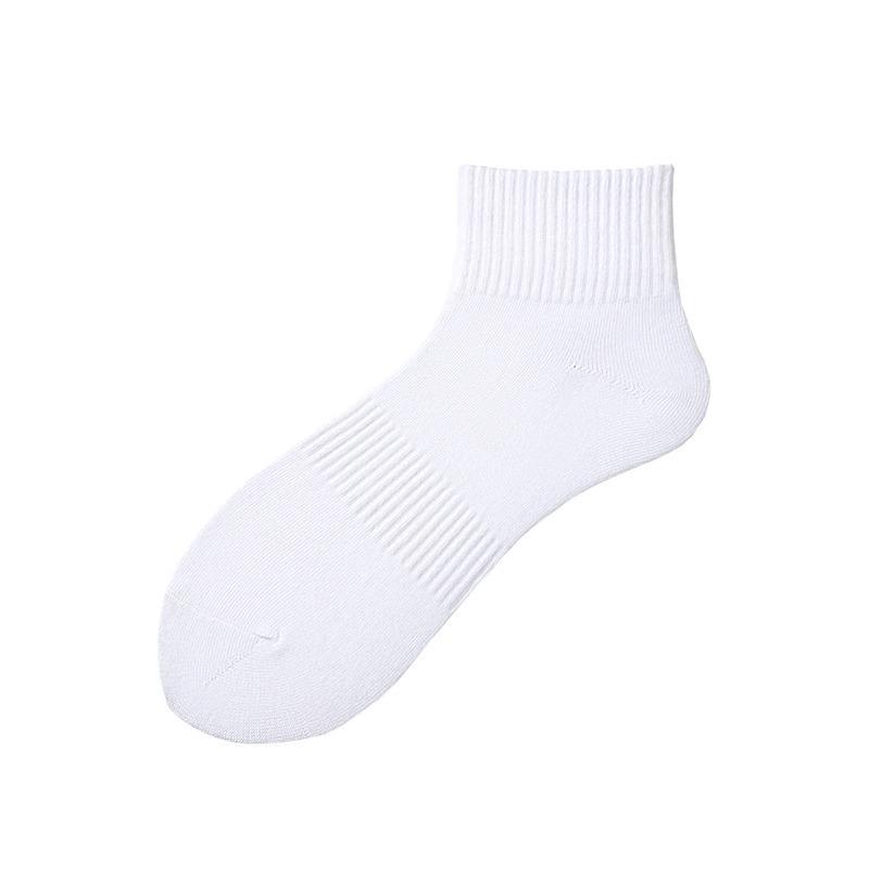 "Unisex Pure Cotton Socks: Sweat-Absorbing Deodorizing Options In Long Sports or Short Styles, Black and White Boat Socks Available."