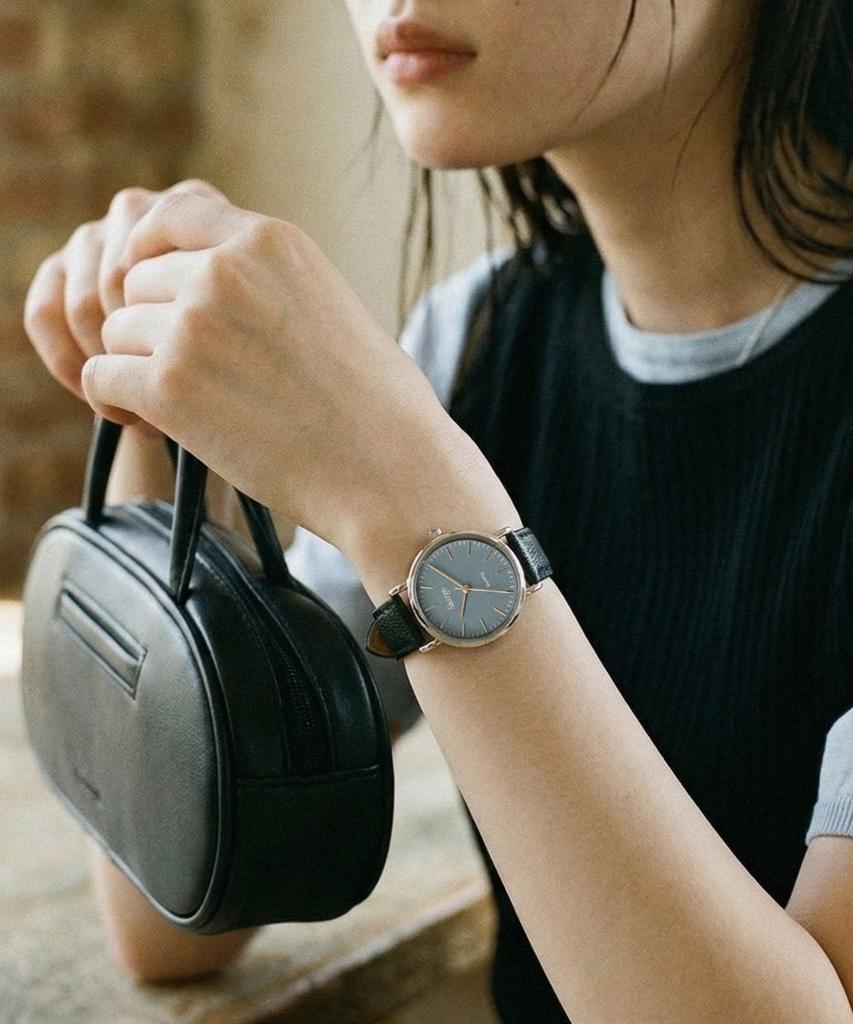 Sialeugo Sg-002-Sb Caper Collection Women'S Leather Wristwatch