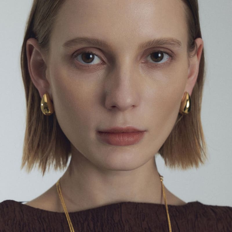 viollina Graceful Teardrop Earrings_Gold