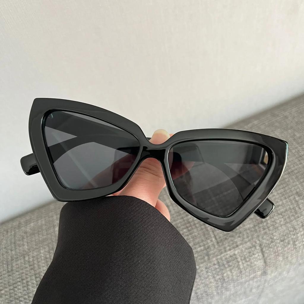New Fashion Cat Eye Sunglasses Female Luxury Brand Designer Sun Glasses for Women Travelling Sun Shades Glasse Y2k