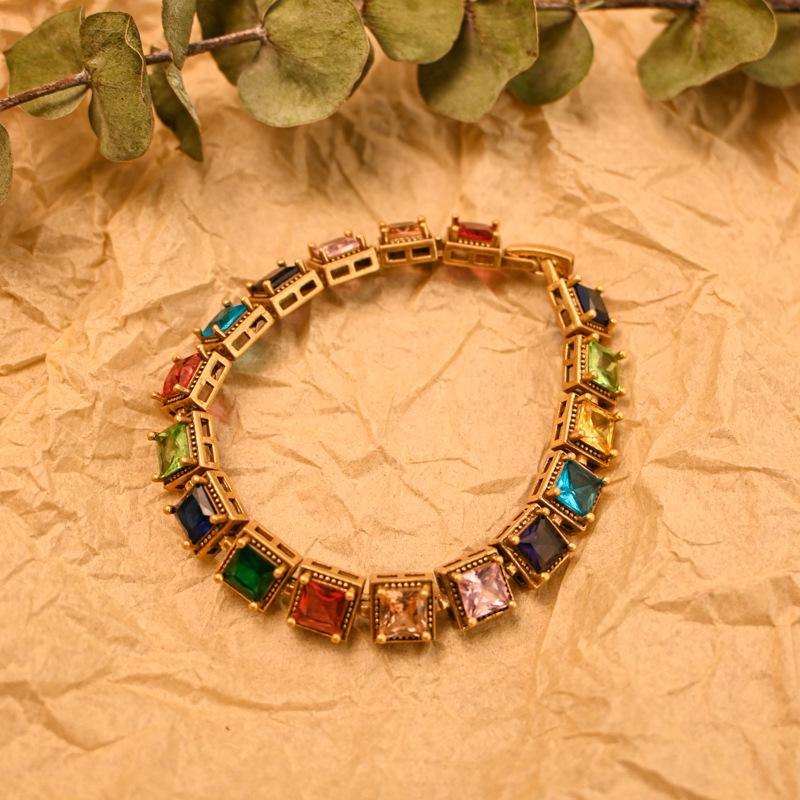 

Винтажный высококлассный квадратный браслет с цирконами: Модные украшения в европейском и американском стиле для женщин