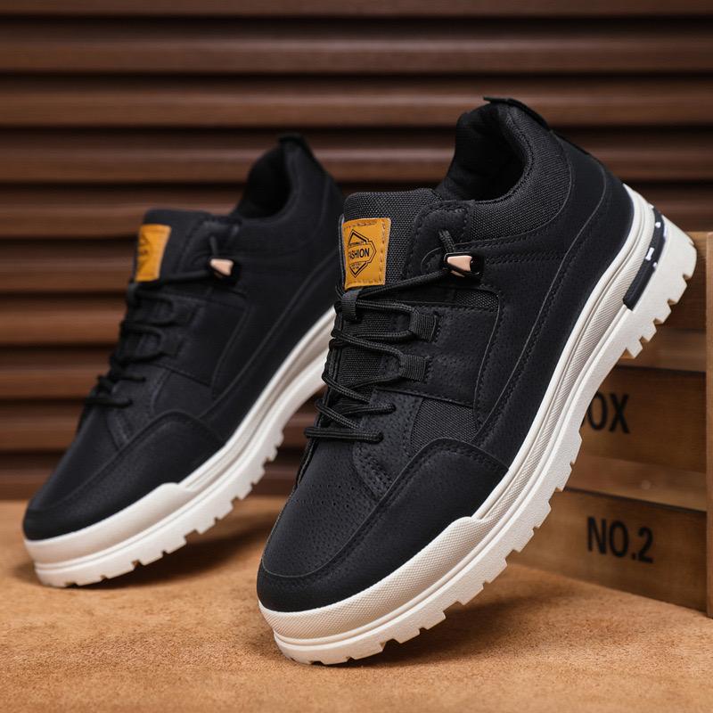 Men's Shoes 2025 New Autumn and Winter Casual Sports Shoes Fashionable Thick Soled Board Shoes Outdoor Anti Slip Workwear Shoes