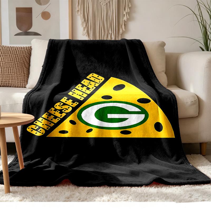 Green Bay Packers Soft and comfortable flannel Suitable for sofas living rooms outdoor camping travel and also makes a great anniversary gif